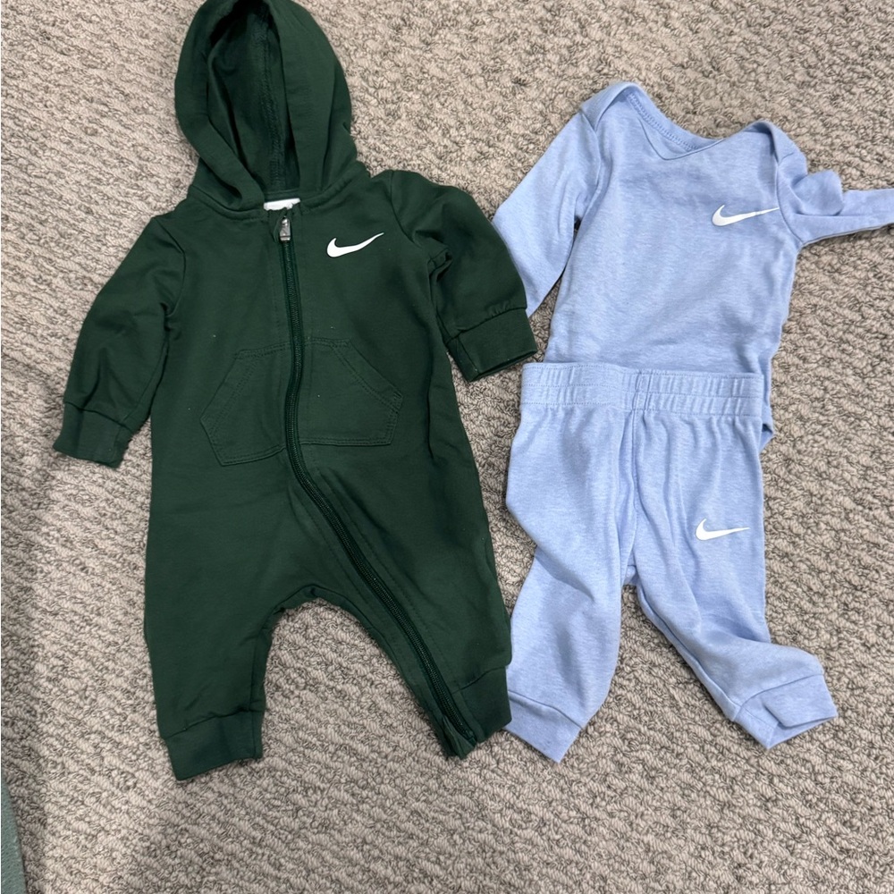 Nike Kids One-Piece Set in Dark Green and Light Blue